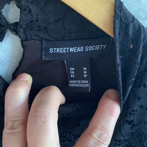 Women’s Black Streetwear society dresses sz Medium - Picture 2 of 9